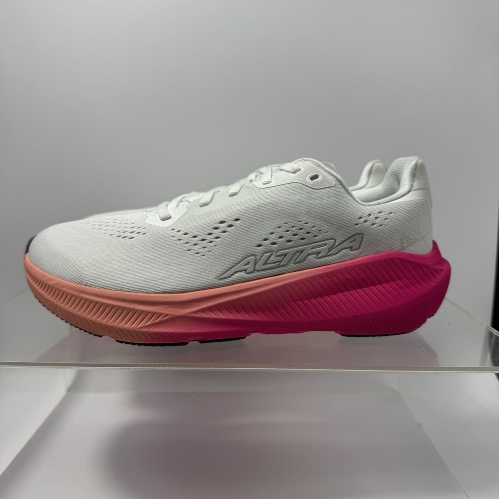 Brand New Altra Experience Flow ST White AL0A85RK86X Women's Size 8.5 Sample